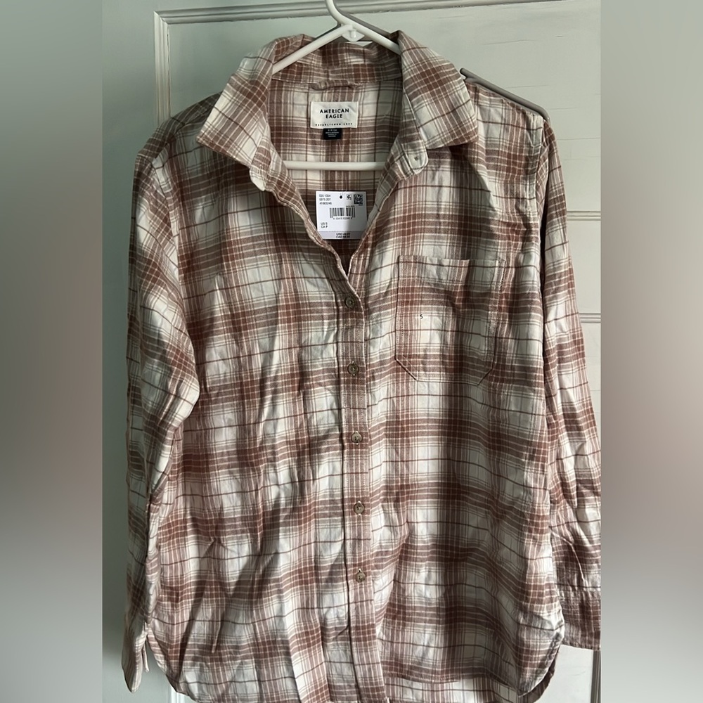 Men’s button up 
American eagle